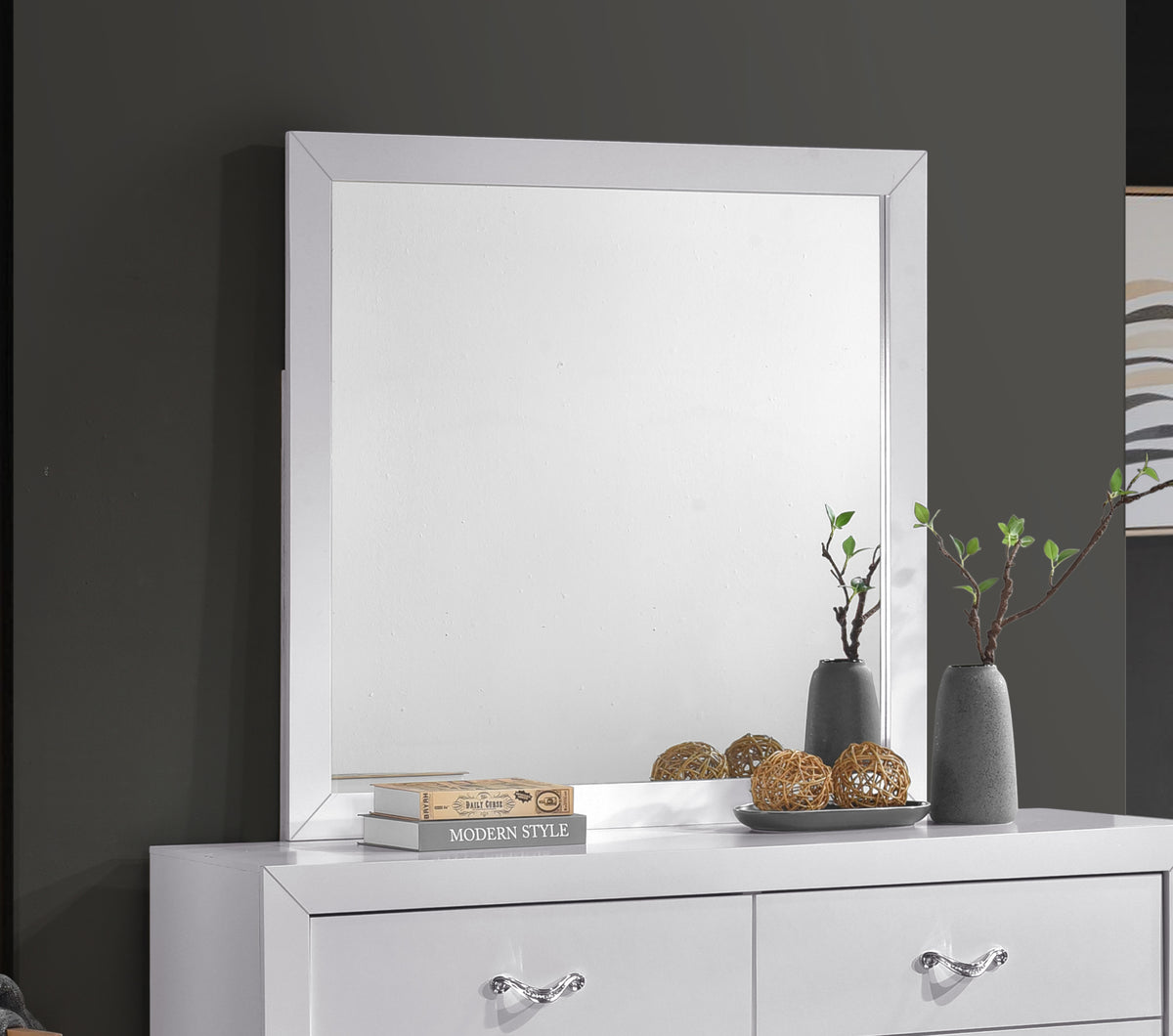 Moreland Mirror