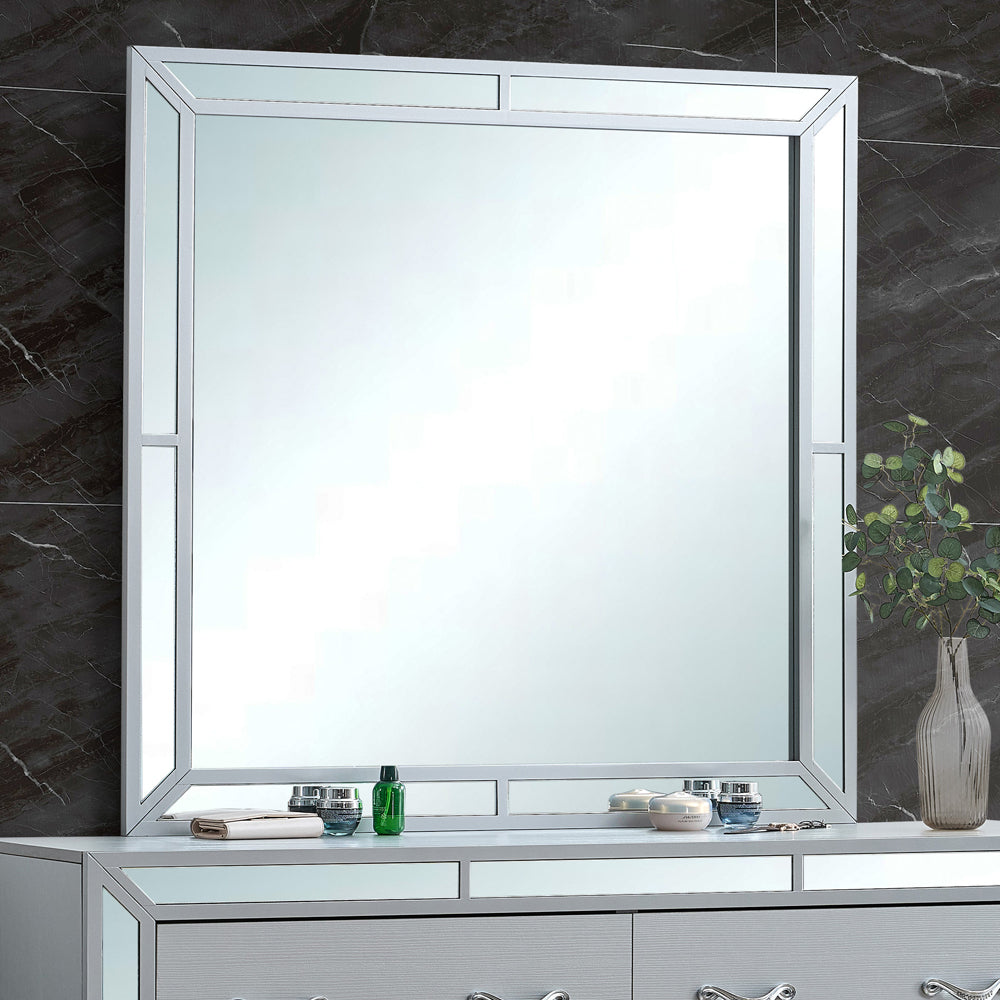 Murry Mirror