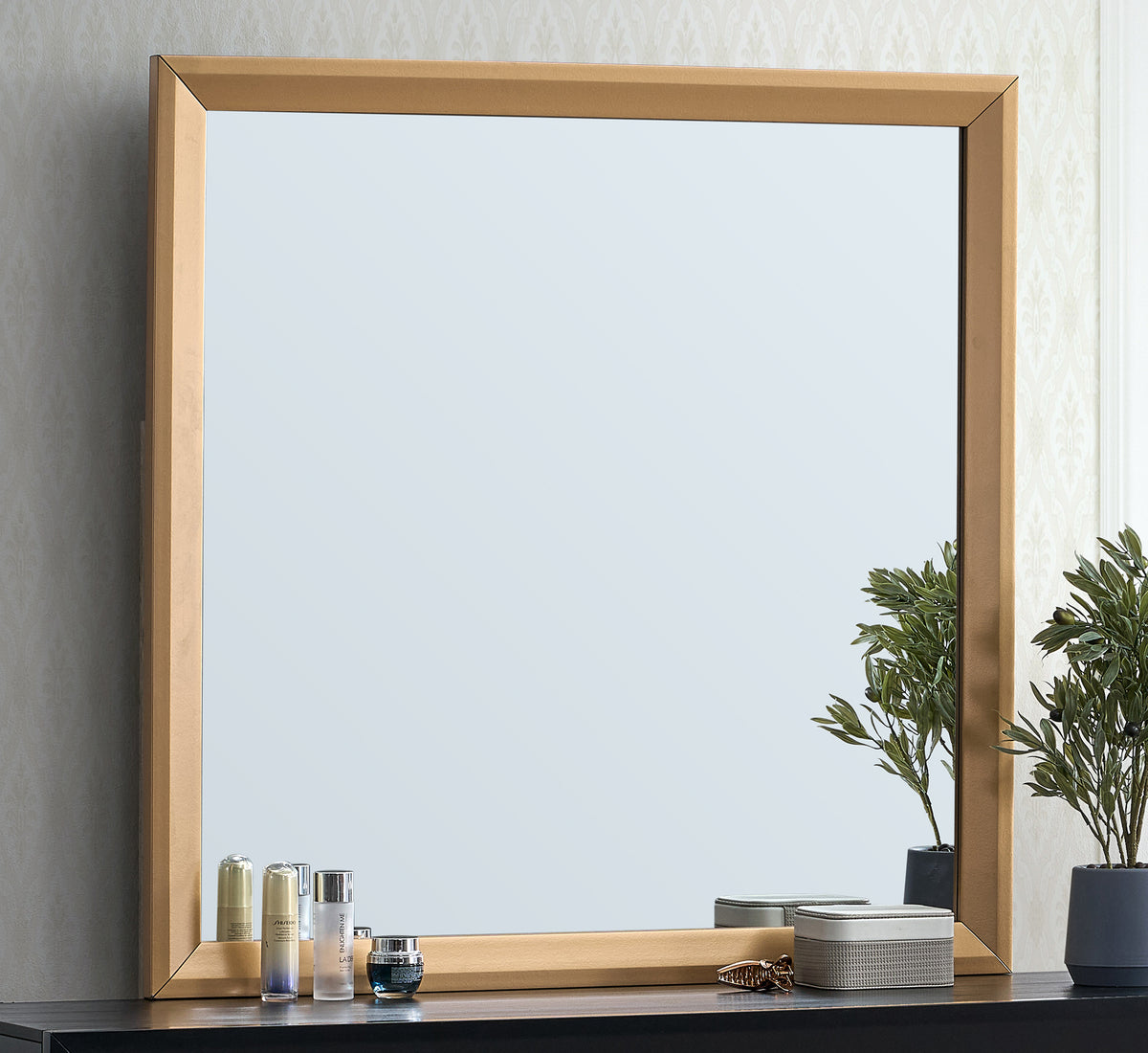 Kramer Mirror