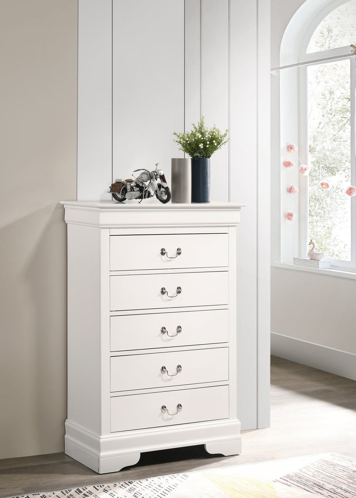LouisPhillipe Chest