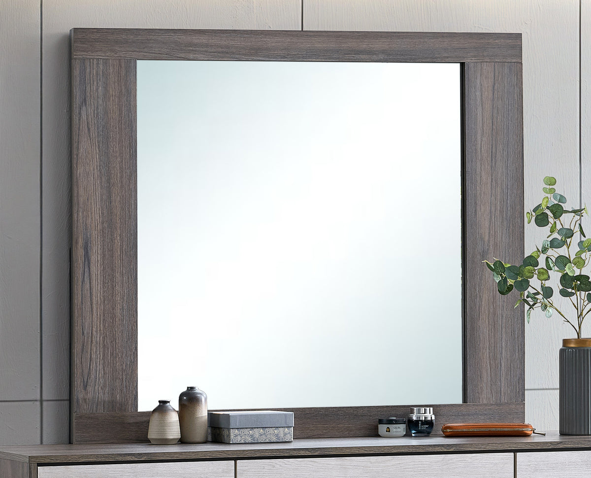 Aberdeen Mirror