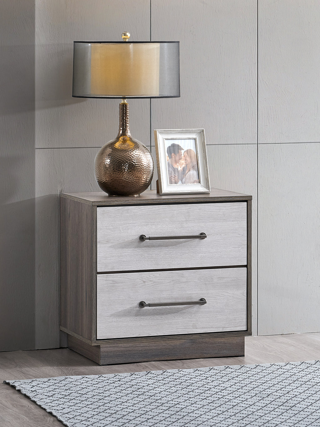 Aberdeen Nightstand