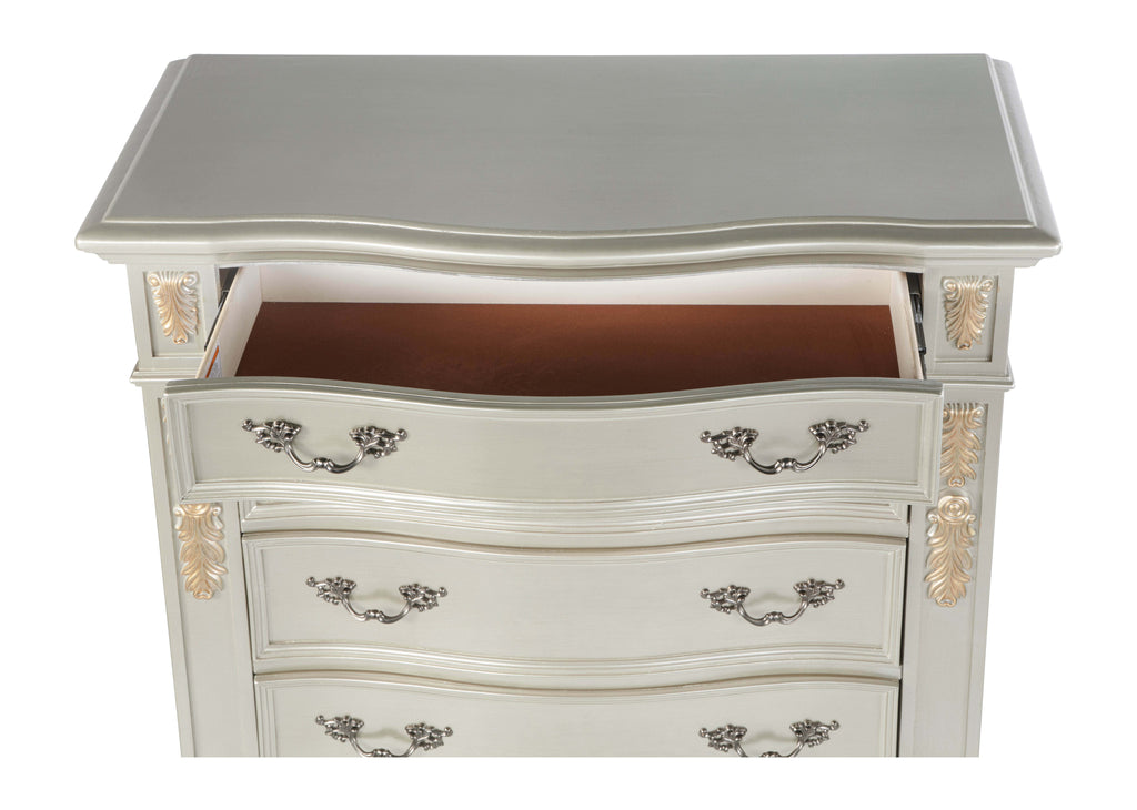 Lyon Chest