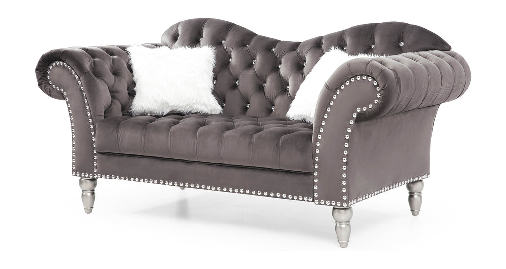 Wilshire Loveseat