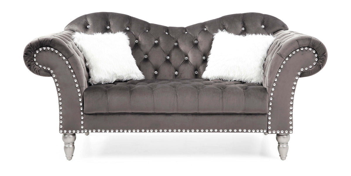 Wilshire Loveseat