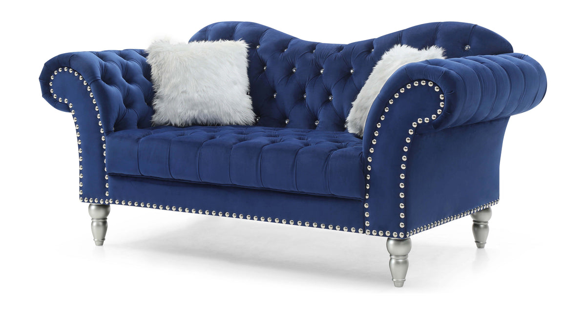Wilshire Loveseat