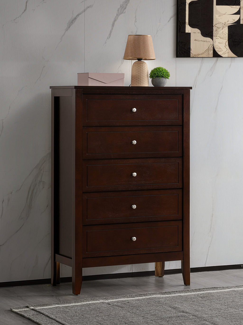Daniel Chest