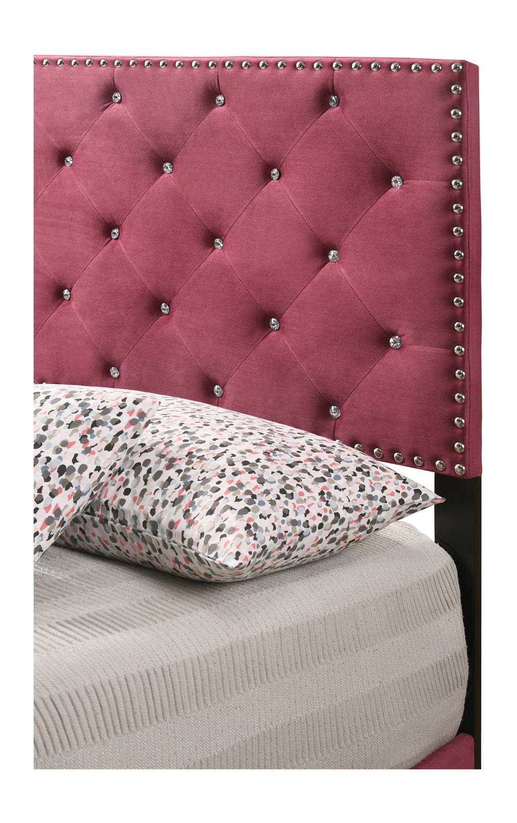 Suffolk Upholstered Bed