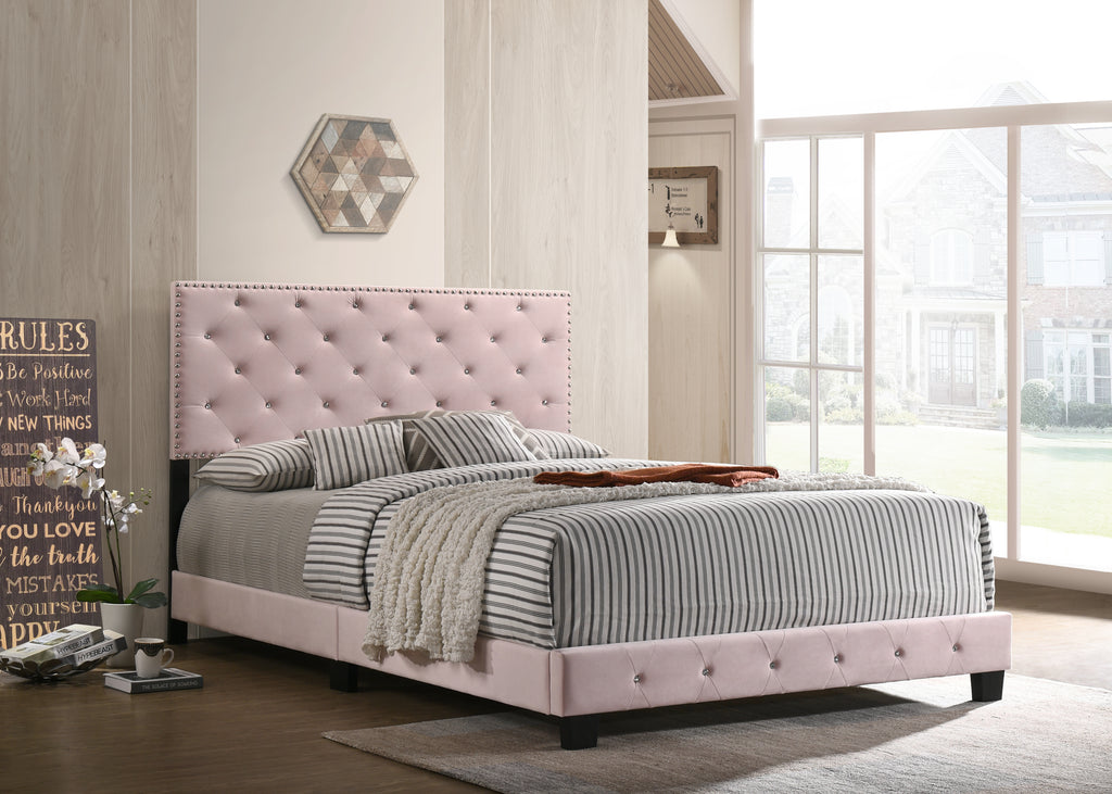 Suffolk Upholstered Bed
