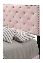 Suffolk Upholstered Bed