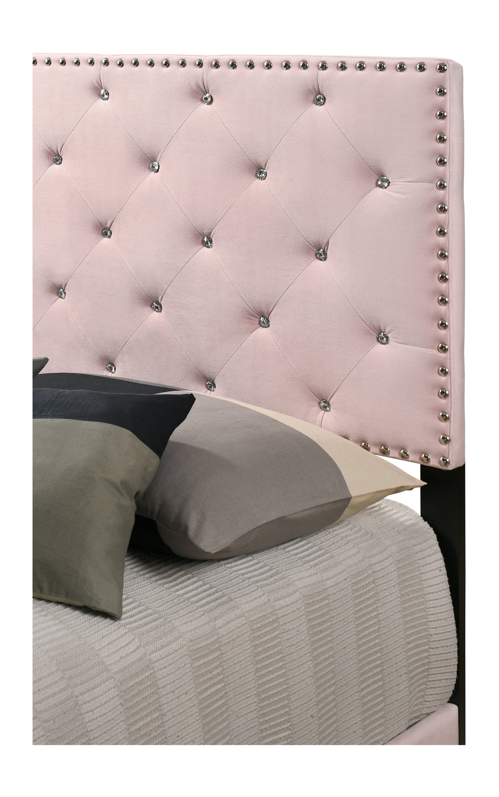 Suffolk Upholstered Bed