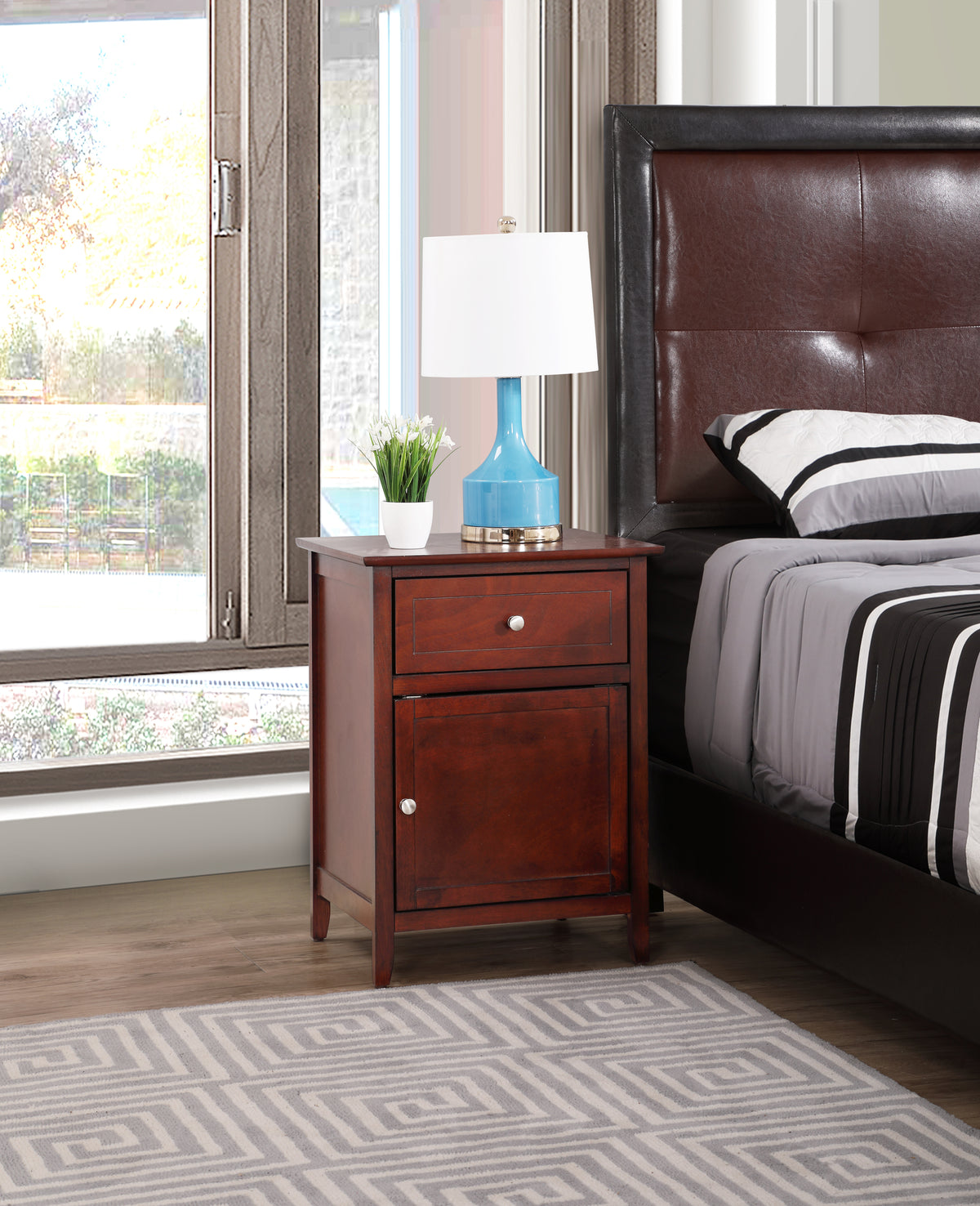 Izzy Nightstand
