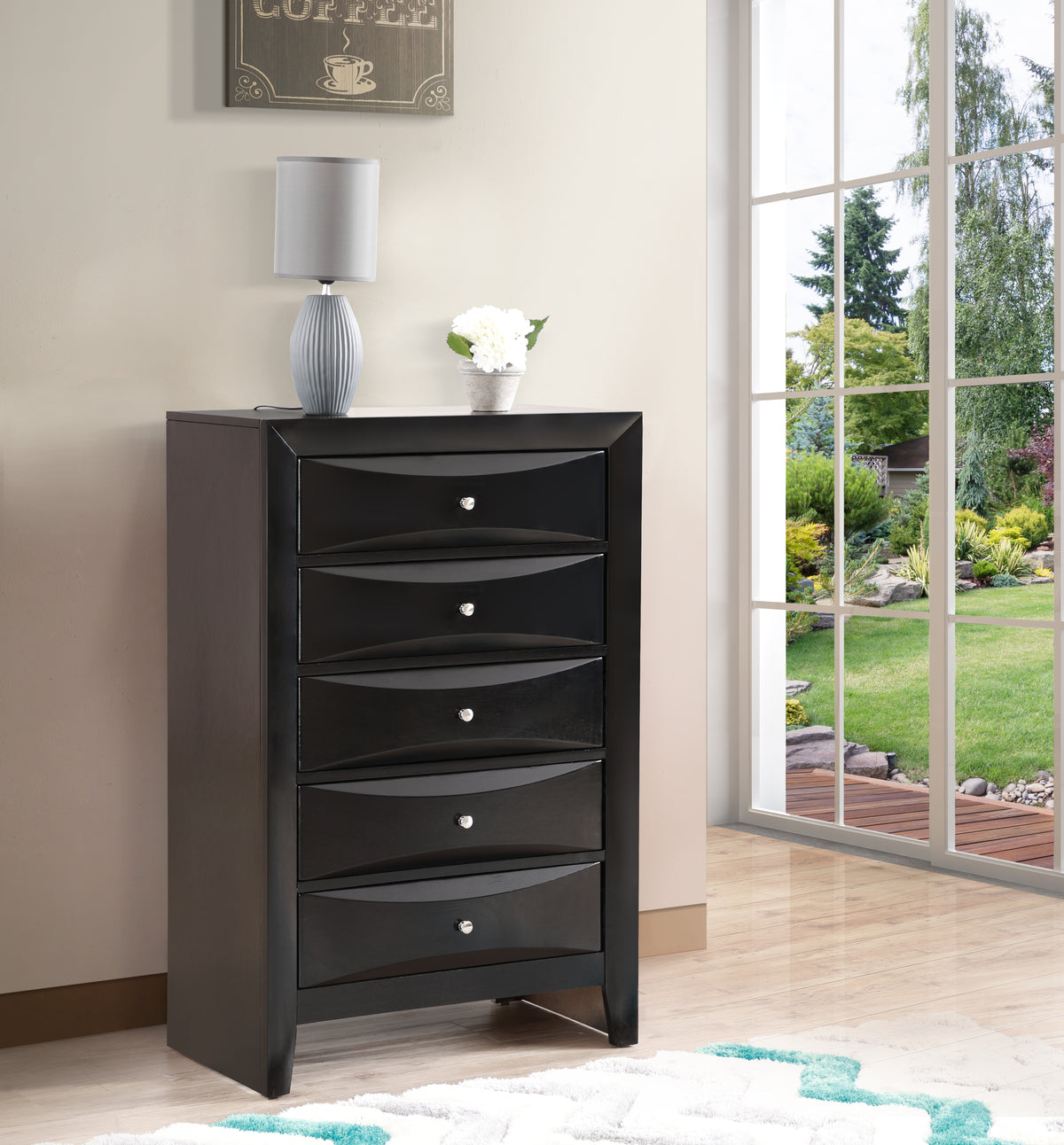 Marilla Chest