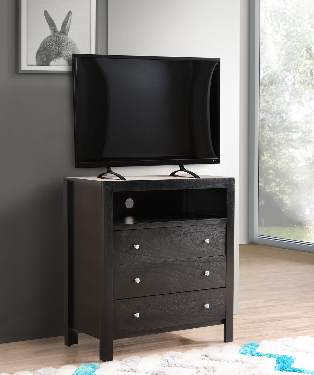 Burlington Media Chest