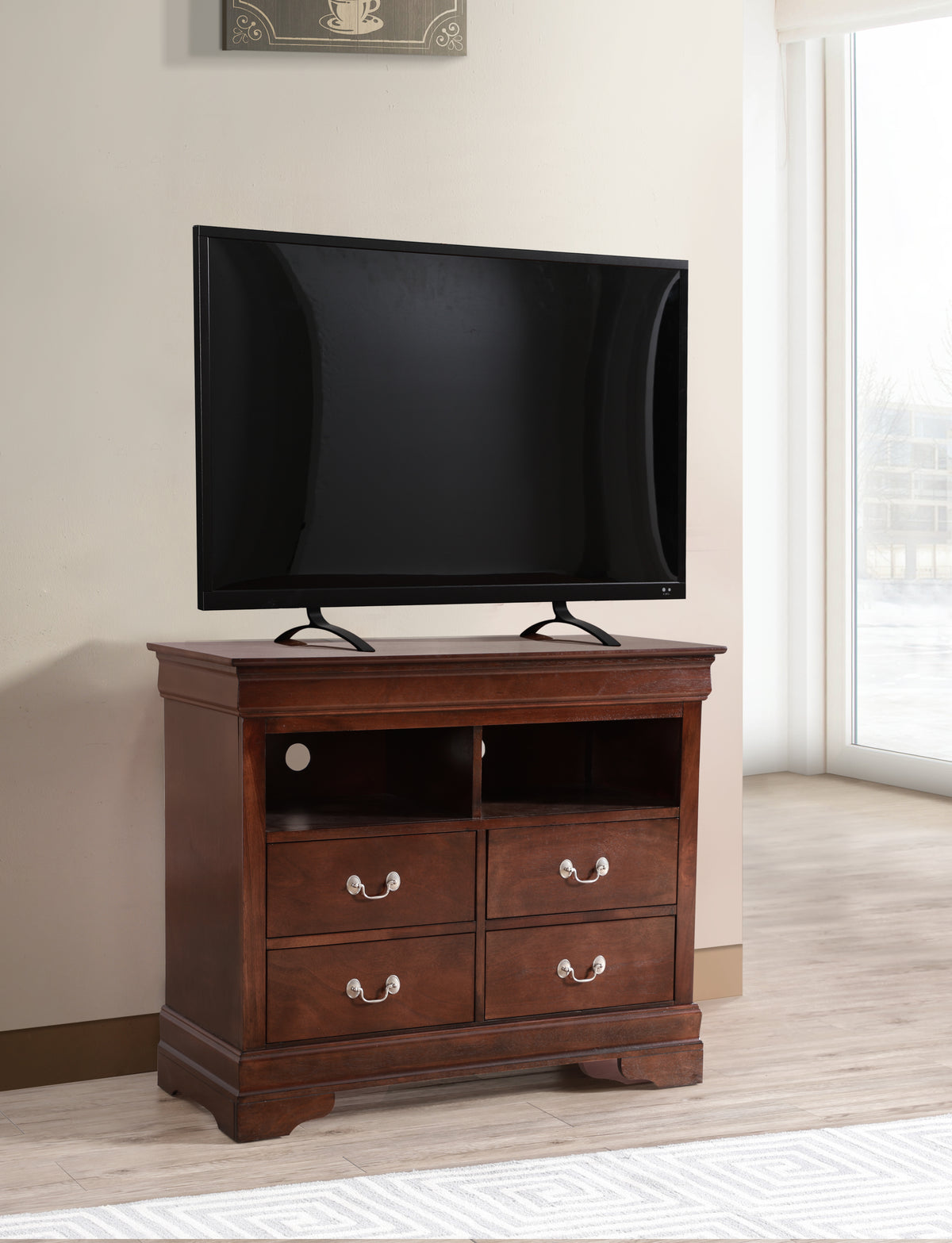 Louis Phillipe Media Chest