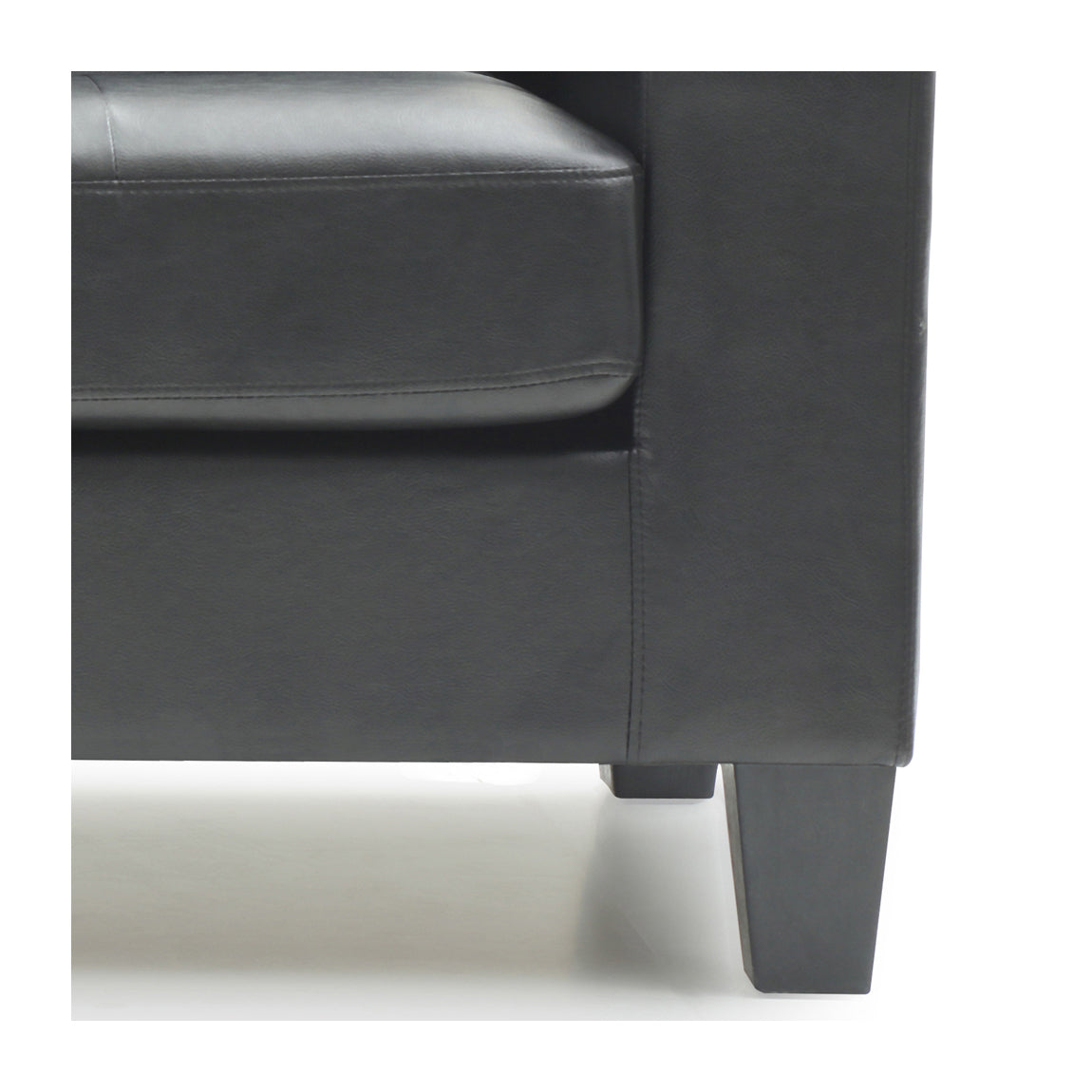 Newbury Loveseat