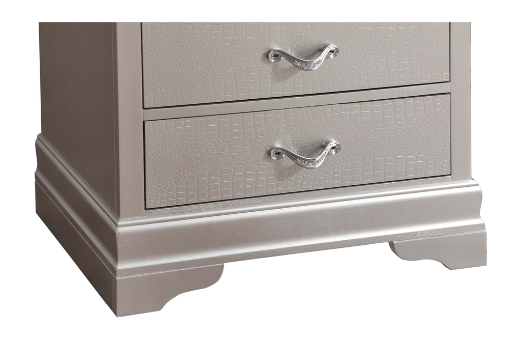 Lorana Chest