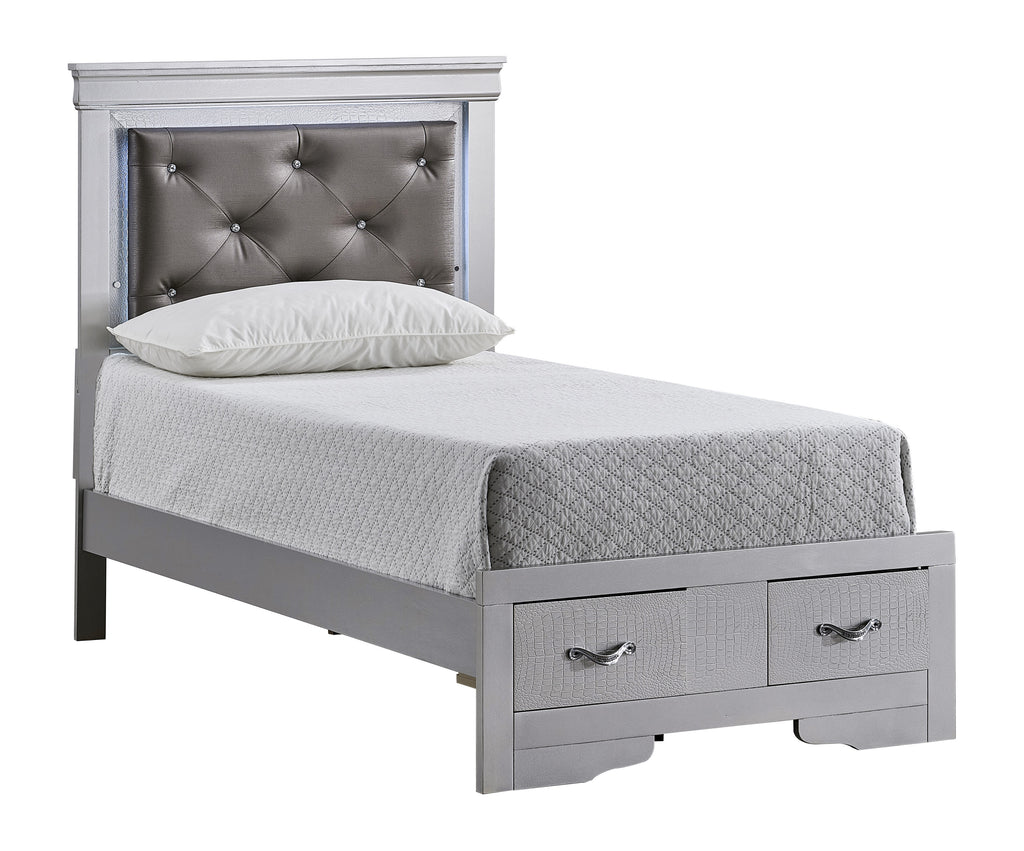 Lorana Bedroom Collection