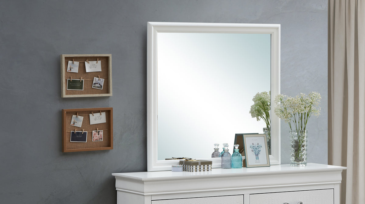 Lorana Mirror