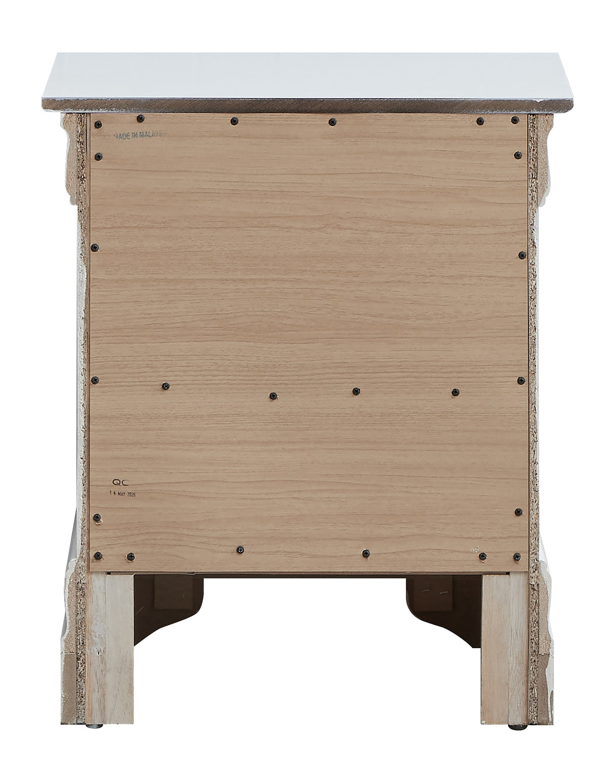Lorana Bedroom Collection