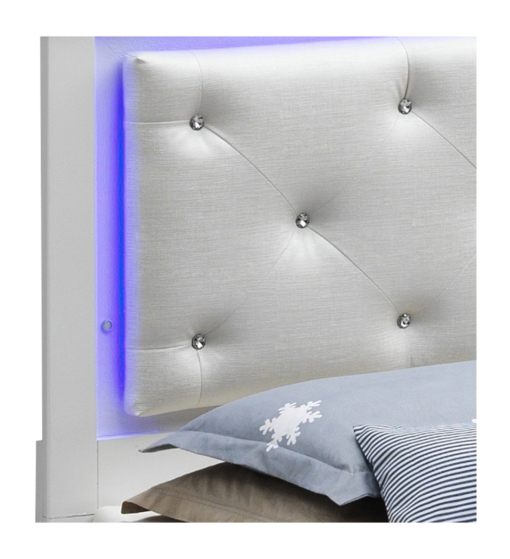 Lorana Bed