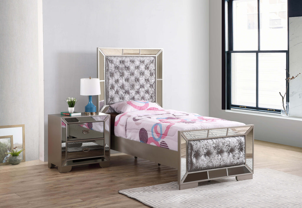 Hollywood Hills Bed