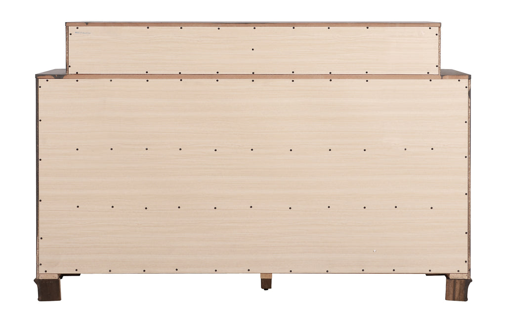 Lavita Dresser