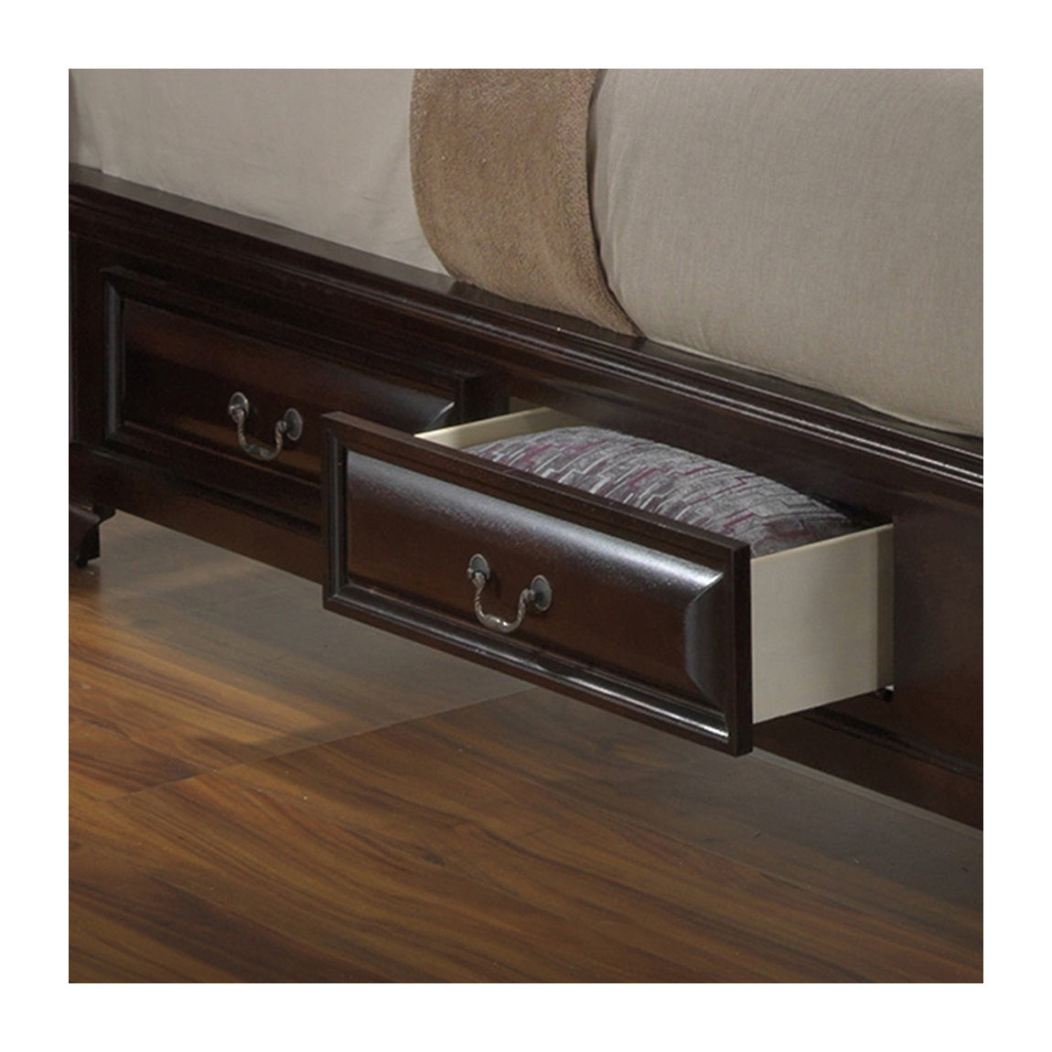 LaVita Bedroom Collection