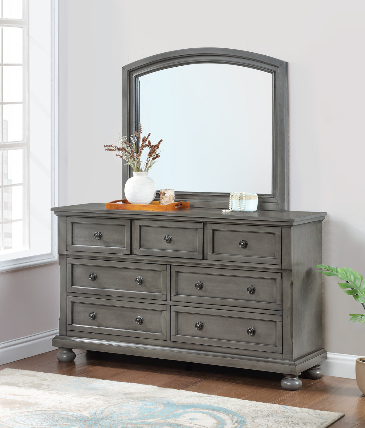 Meade Dresser