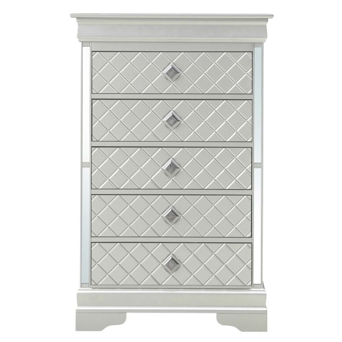 Verona Chest
