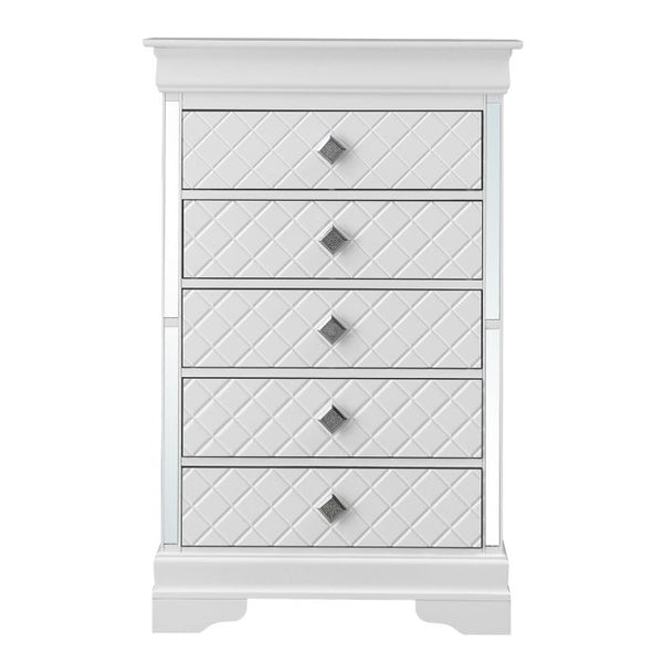 Verona Chest